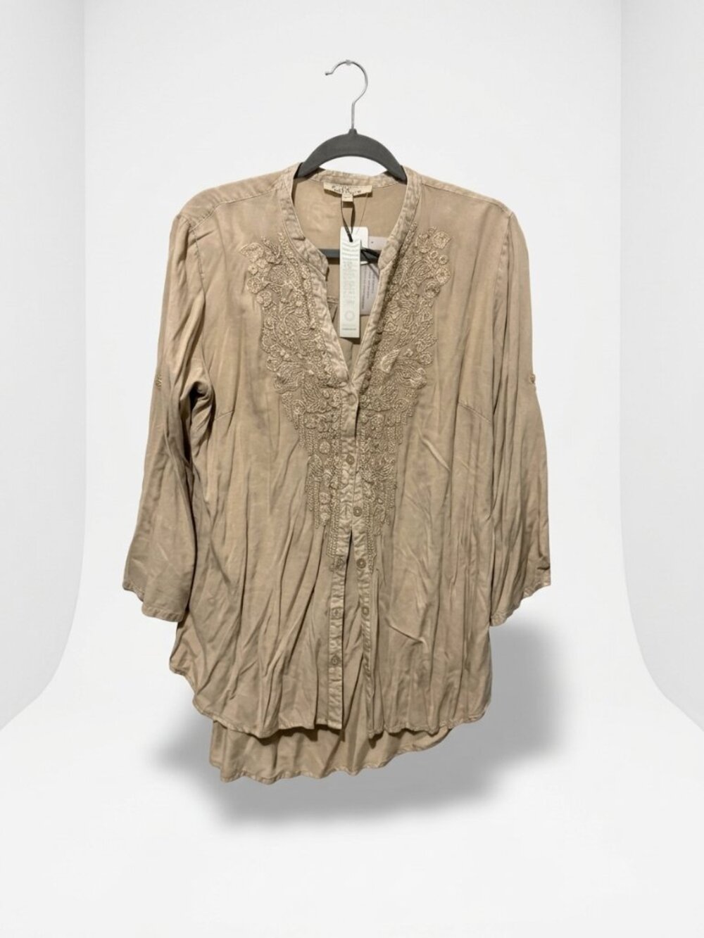 NWT Solitaire Taupe Beige Embroidered Boho Tunic Blouse Roll Tab Sleeve - M - Picture 2 of 12
